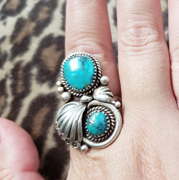 Sold - Vintage Navajo Turquoise Ring M. CHEE - Picture 1 of 3
